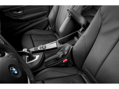 2015 BMW 3 Series 320i