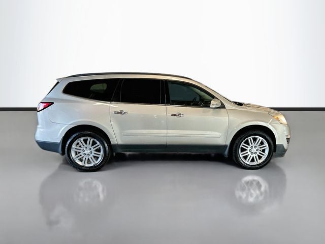 Used 2015 Chevrolet Traverse 1LT with VIN 1GNKRGKD8FJ305635 for sale in Gallatin, TN