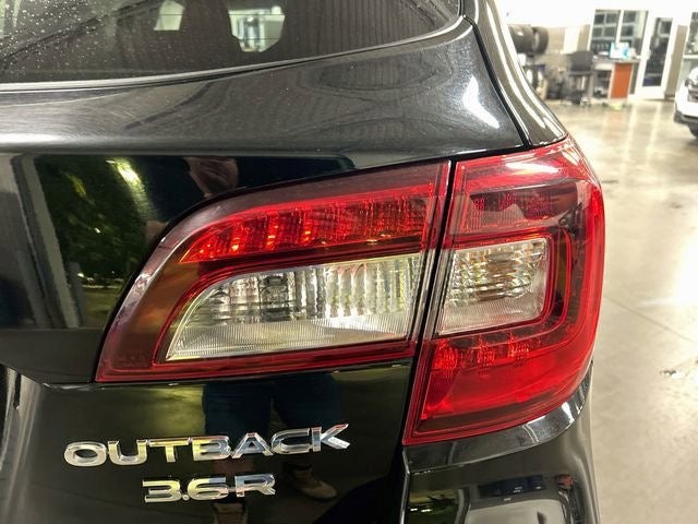 2018 Subaru Outback 3.6R Touring