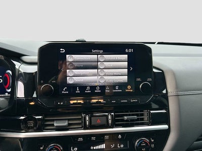 2025 Nissan Pathfinder Platinum