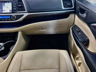 2015 Toyota Highlander Limited Platinum V6