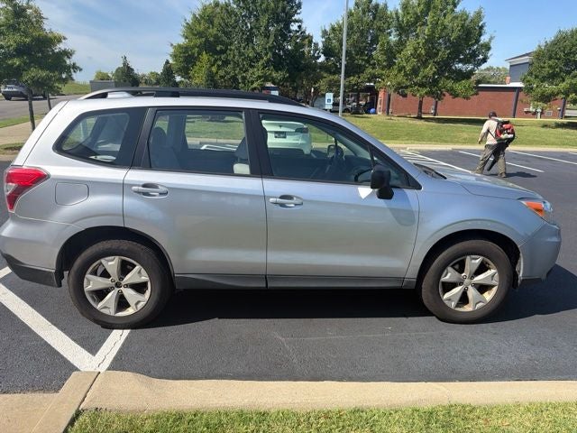 2016 Subaru Forester 2.5i