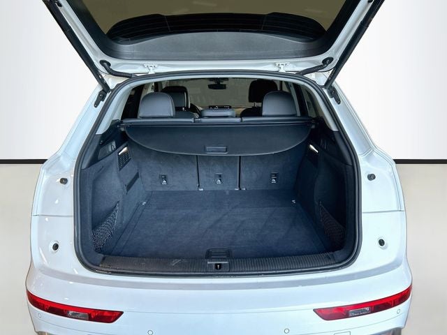 2022 Audi Q5 45 S line Premium quattro
