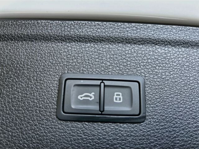 2022 Audi Q5 45 S line Premium quattro