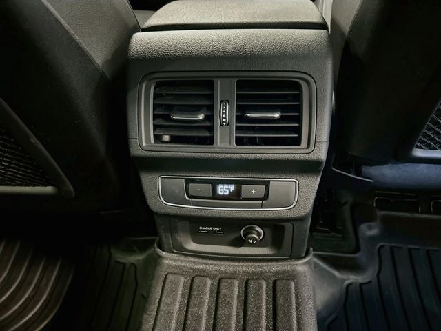 2022 Audi Q5 45 S line Premium quattro