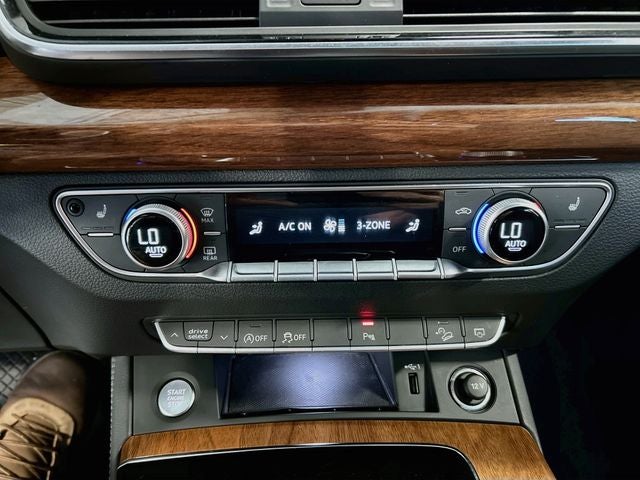 2022 Audi Q5 45 S line Premium quattro
