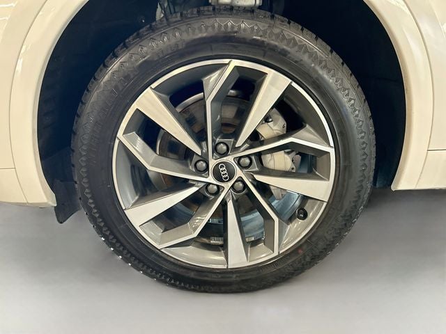 2022 Audi Q5 45 S line Premium quattro