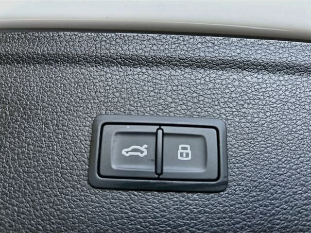 2022 Audi Q5 45 S line Premium quattro