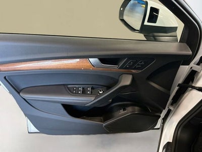 2022 Audi Q5 45 S line Premium quattro