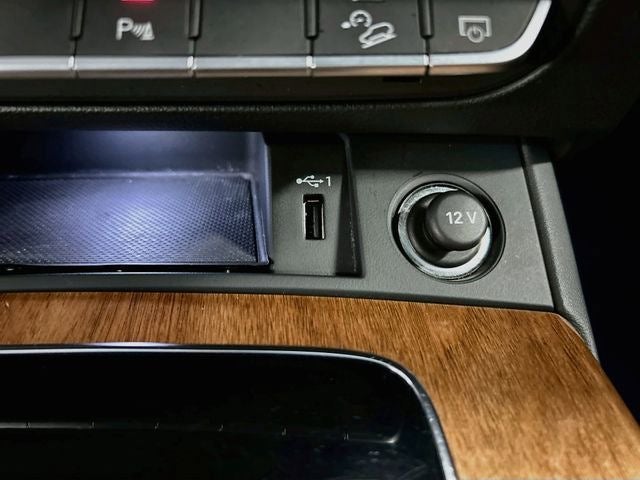 2022 Audi Q5 45 S line Premium quattro
