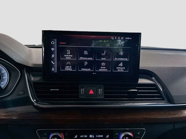2022 Audi Q5 45 S line Premium quattro