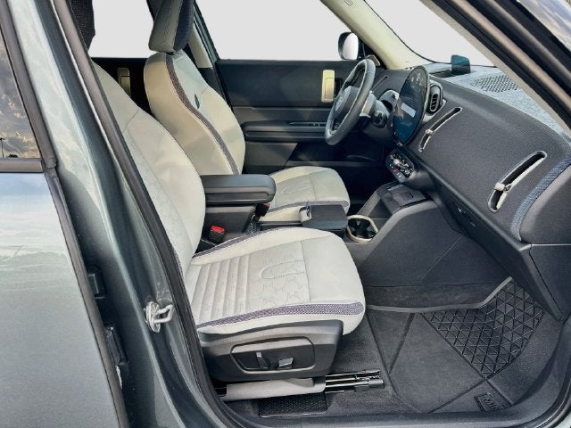 2025 MINI Cooper S Countryman Signature Plus