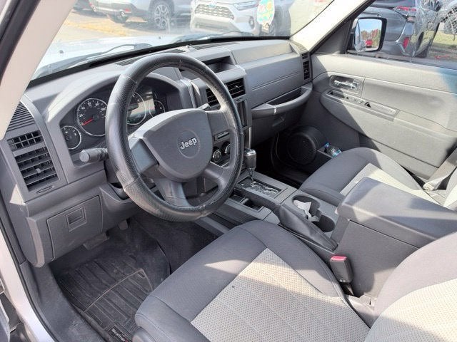 2010 Jeep Liberty Sport