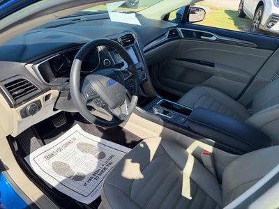 2017 Ford Fusion SE