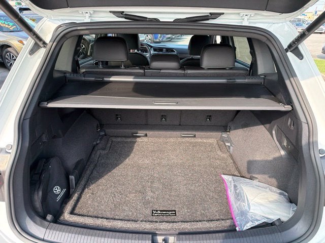2023 Volkswagen Tiguan 2.0T SEL R-Line
