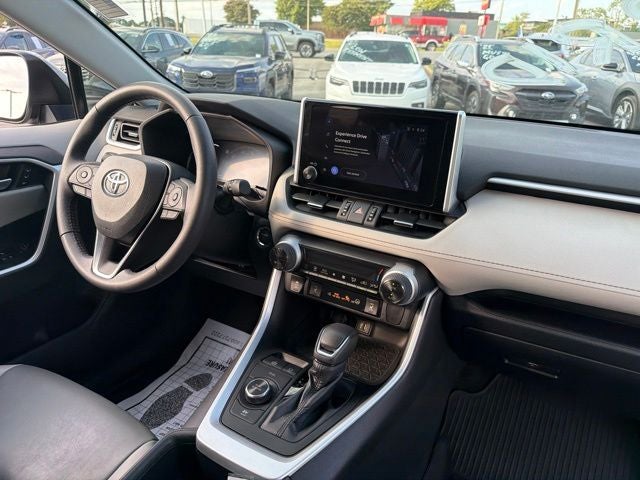 2023 Toyota RAV4 Hybrid XLE Premium