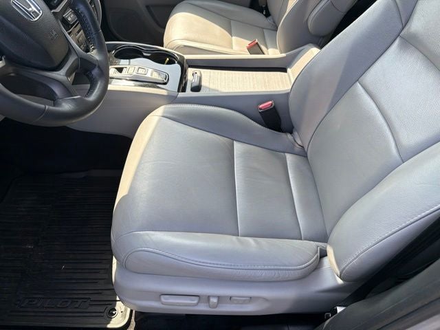 2019 Honda Pilot Touring 8 Passenger