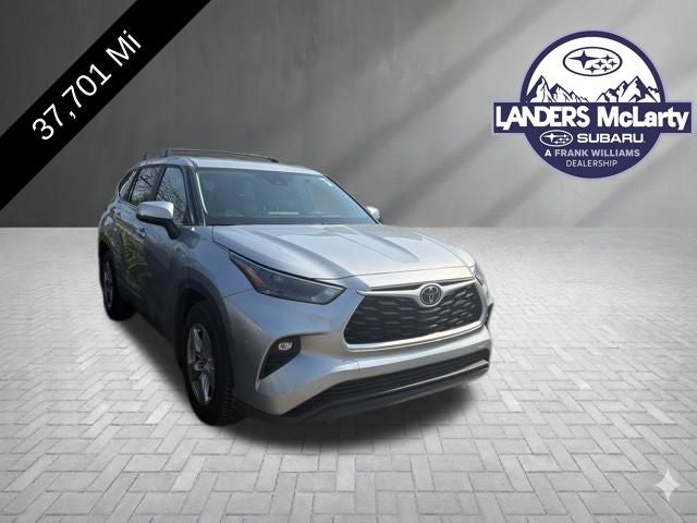 2023 Toyota Highlander LE
