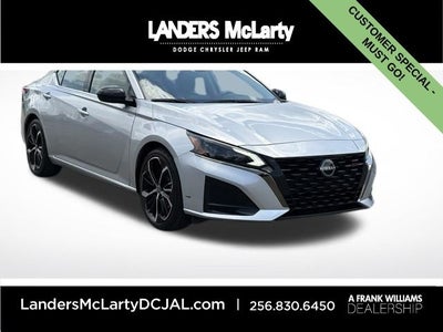 2024 Nissan Altima 2.5 SR
