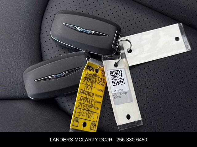 2026 Chrysler Voyager LX