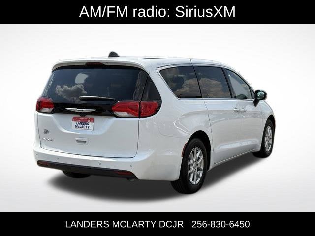 2026 Chrysler Voyager LX