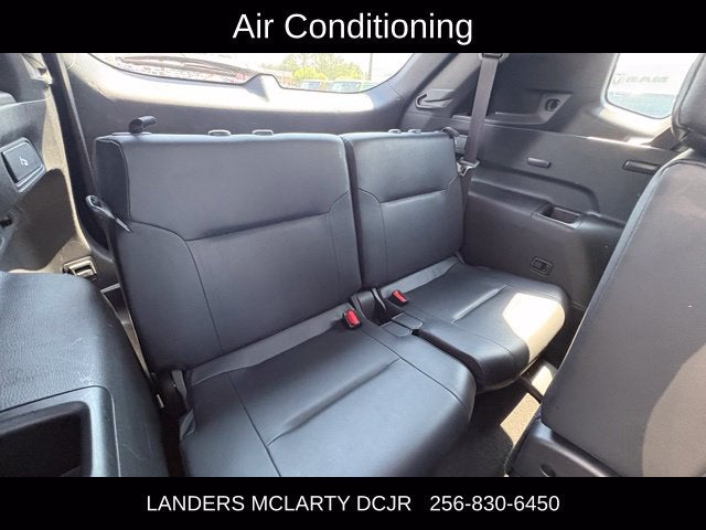 2024 Mitsubishi Outlander Base