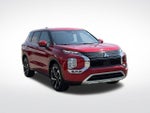 2024 Mitsubishi Outlander Base