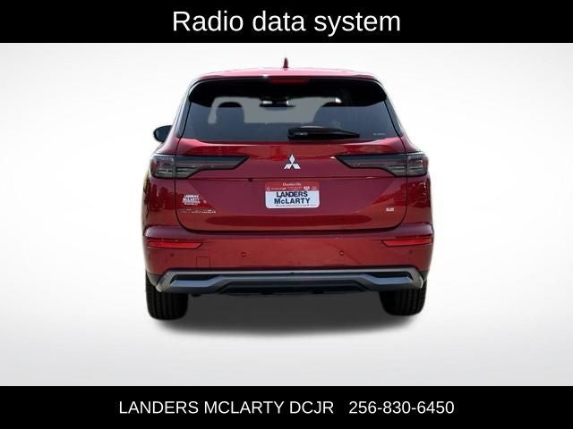 2025 Mitsubishi Outlander Base